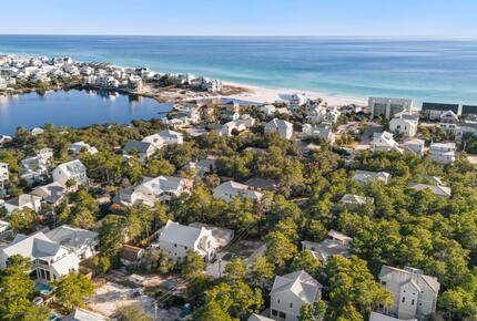 Sapphire Bay: Stylish 30A Retreat in Seagrove Beach - Santa Rosa Beach, Florida