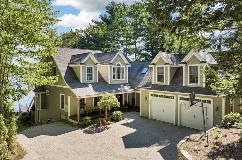 Lake Winnipesaukee Elegance | A Refined Waterfront Retreat - Gilford, New Hampshire
