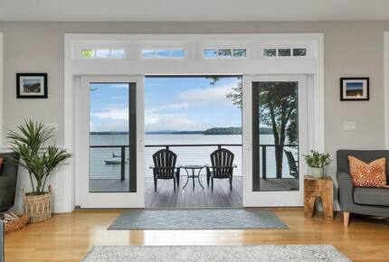 Lake Winnipesaukee Elegance | A Refined Waterfront Retreat - Gilford, New Hampshire