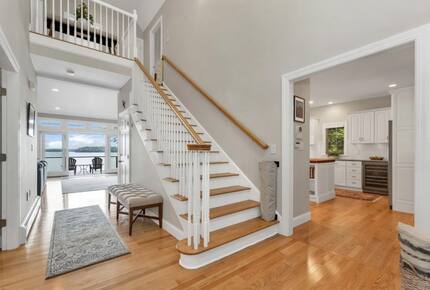 Lake Winnipesaukee Elegance | A Refined Waterfront Retreat - Gilford, New Hampshire