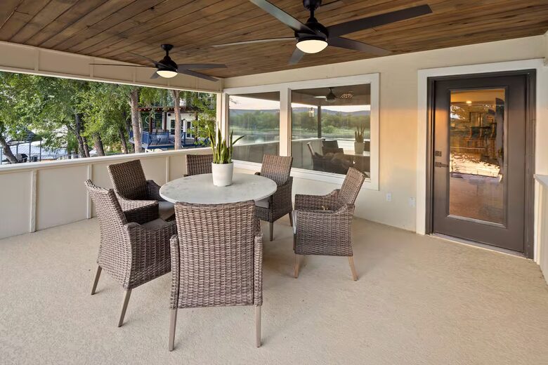 6BR Luxury Retreat on Lake LBJ - Burnet, Texas