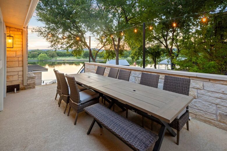 6BR Luxury Retreat on Lake LBJ - Burnet, Texas