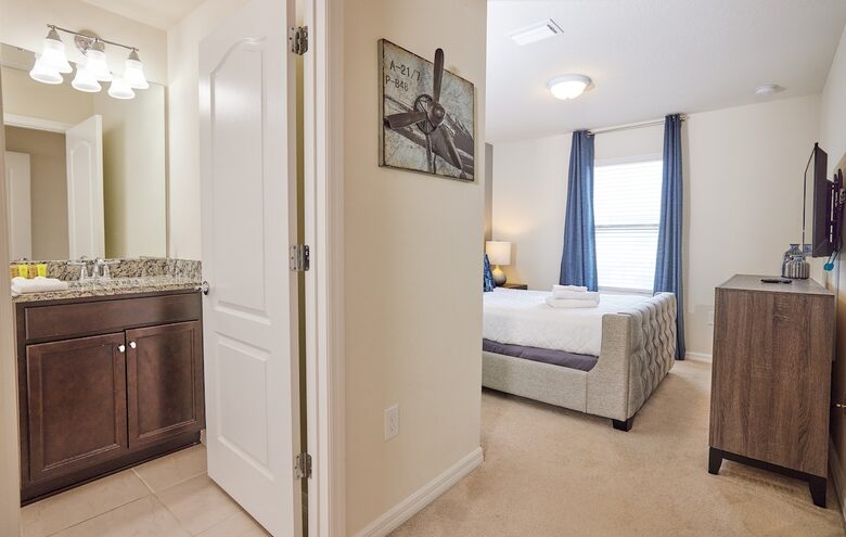 Elegant Escape Near the Magic - Four Corners, Florida