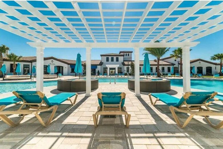 Elegant Escape Near the Magic - Four Corners, Florida