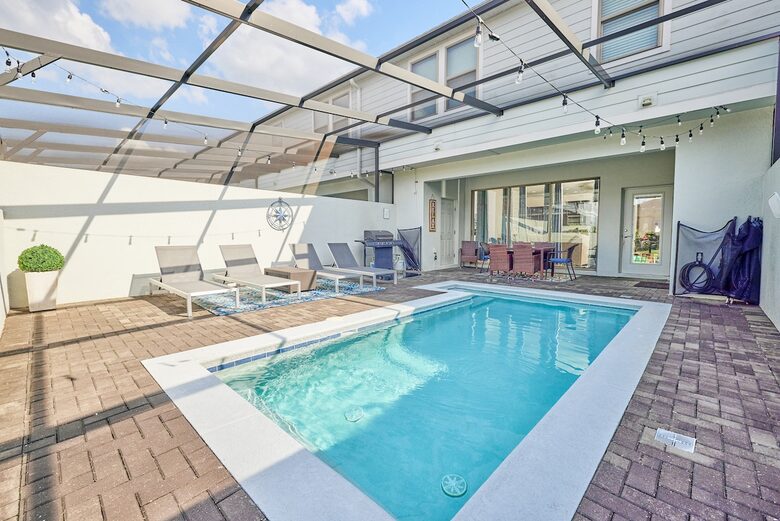 Elegant Escape Near the Magic - Four Corners, Florida
