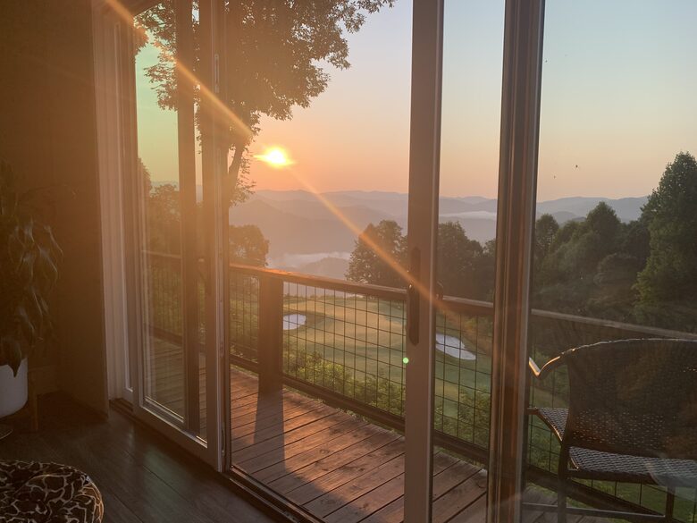 Sky Haven Retreat at Bear Lake Reserve - TUCKASEGEE, North Carolina