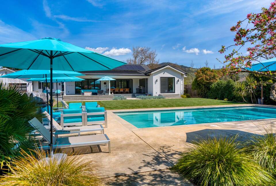 Luxe New Wine Country Gem w/ Backyard Eden & Pool - Kenwood, California