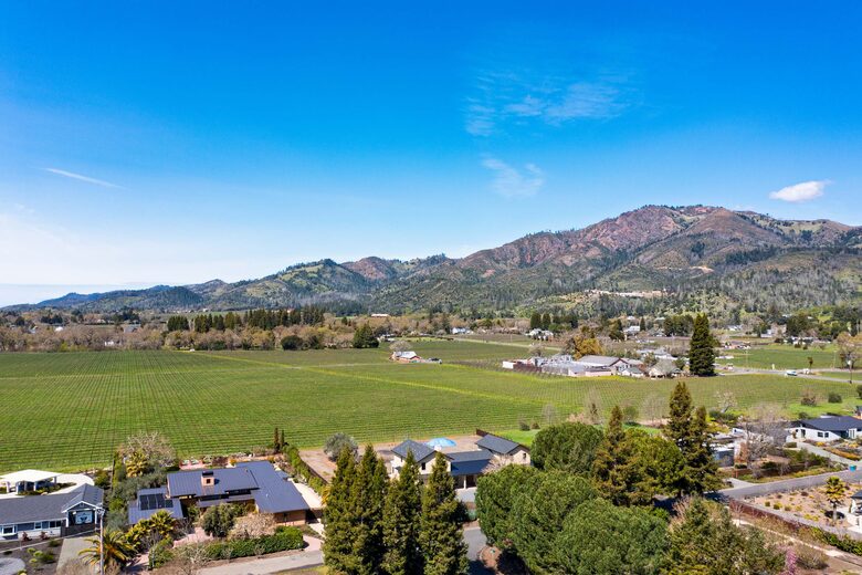 Luxe New Wine Country Gem w/ Backyard Eden & Pool - Kenwood, California