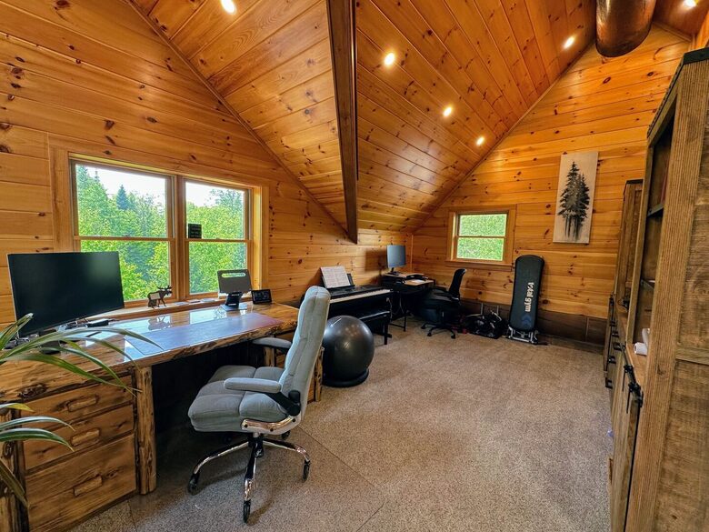 Bretton Woods Luxurious Lodge - Bretton Woods, New Hampshire