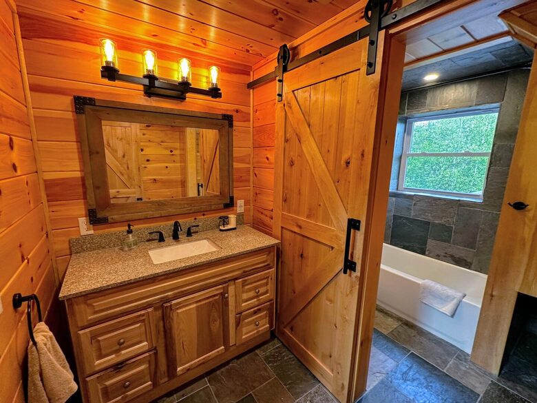 Bretton Woods Luxurious Lodge - Bretton Woods, New Hampshire