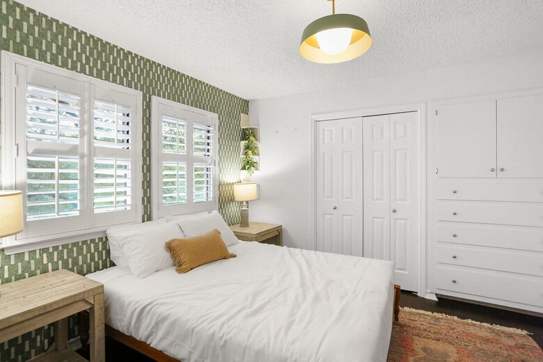 Castle Hills Escape | Spacious, Stylish & Made for Entertaining - San Antonio, Texas