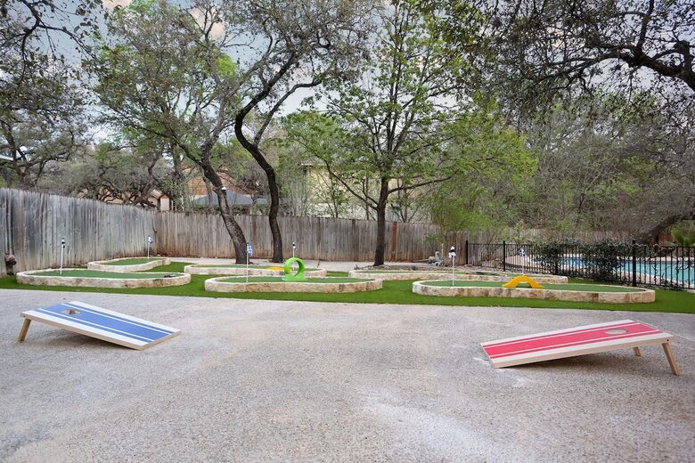 Castle Hills Escape | Spacious, Stylish & Made for Entertaining - San Antonio, Texas