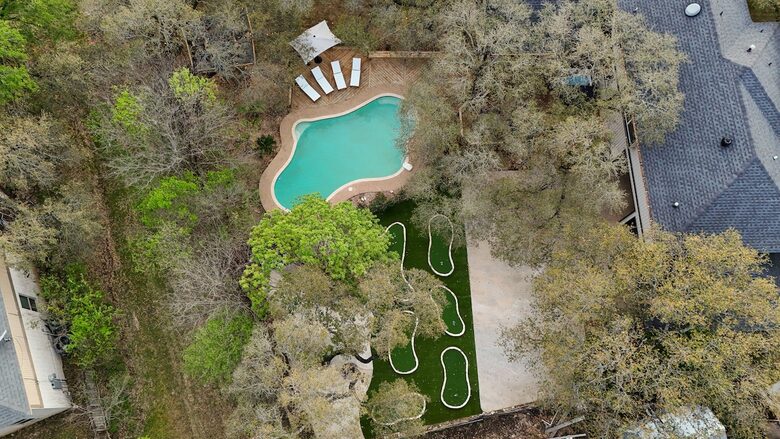 Castle Hills Escape | Spacious, Stylish & Made for Entertaining - San Antonio, Texas