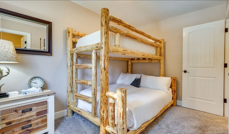 Alpine Elegance Near Breckenridge Slopes - Breckenridge, Colorado
