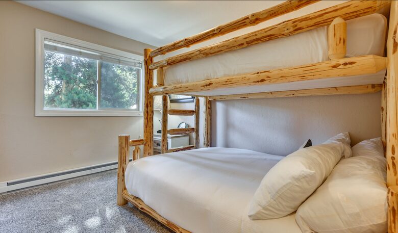 Alpine Elegance Near Breckenridge Slopes - Breckenridge, Colorado