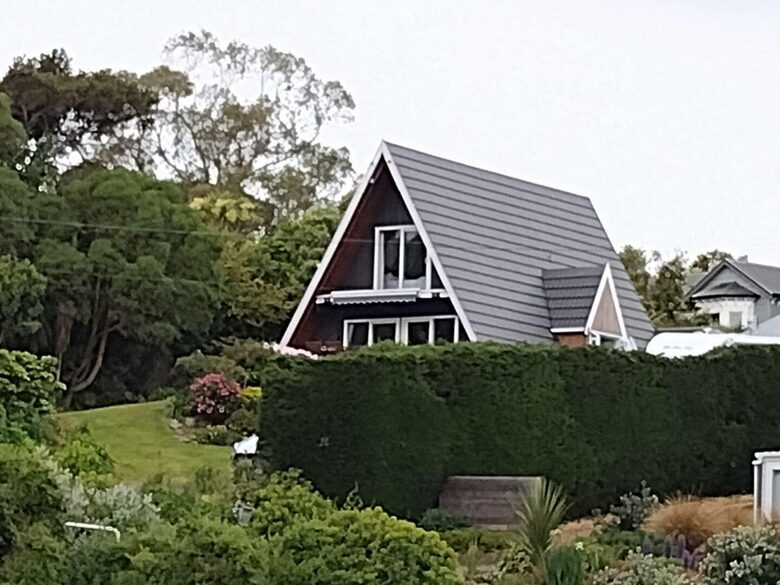 Private Harbourside Haven with Stunning Views - Dunedin, New Zealand