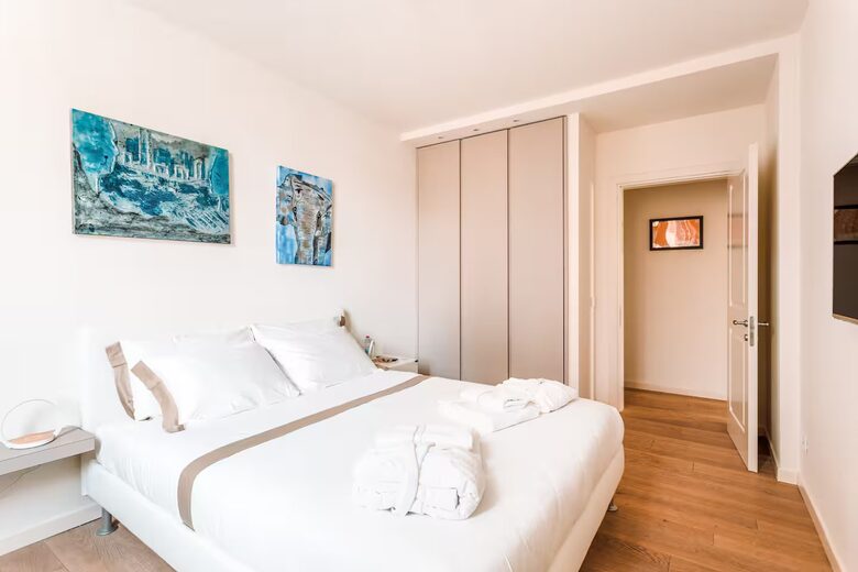 Charming Florence Retreat in Historic Palazzo - Florence, Italy