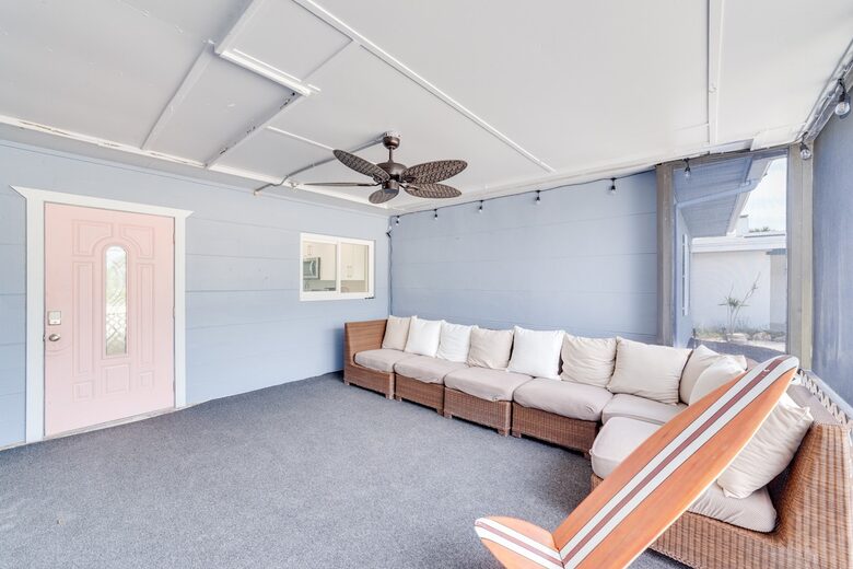 Seaside Comfort Steps from Fort Myers Beach - Fort Myers Beach, Florida