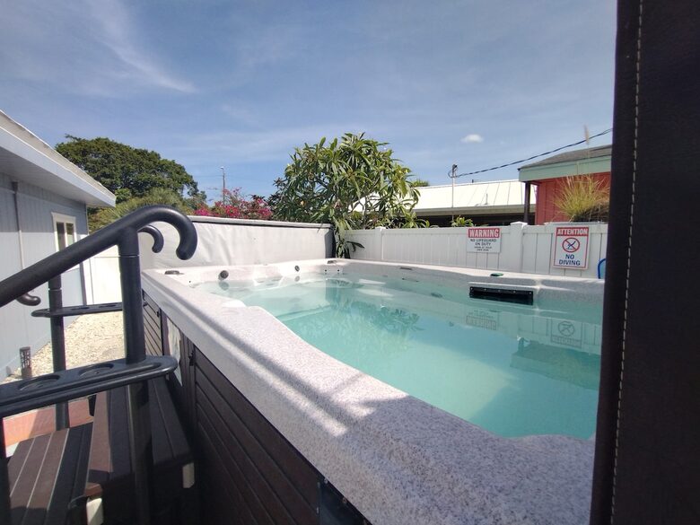 Seaside Comfort Steps from Fort Myers Beach - Fort Myers Beach, Florida