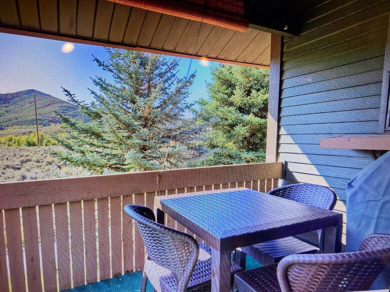 Charming Mountain View Loft in Park City - Park City, Utah