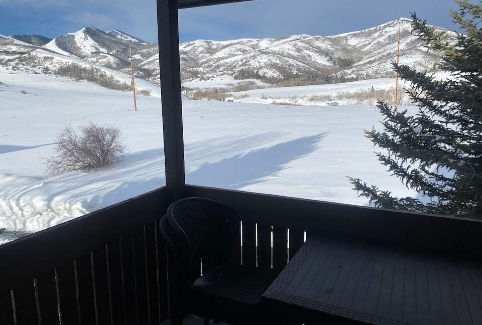 Charming Mountain View Loft in Park City - Park City, Utah