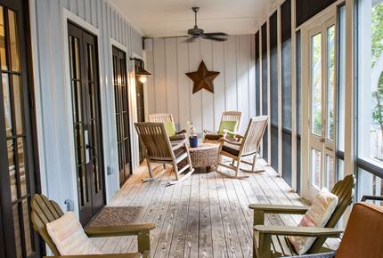 WaterColor 30A Retreat with Coastal Charm and Premier Amenities - Santa Rosa Beach, Florida