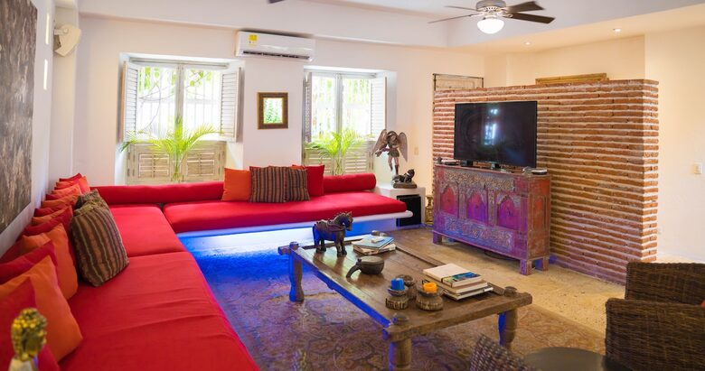 Elegant Colonial Retreat in the Heart of Cartagena’s Old City - Cartagena De Indias, Colombia