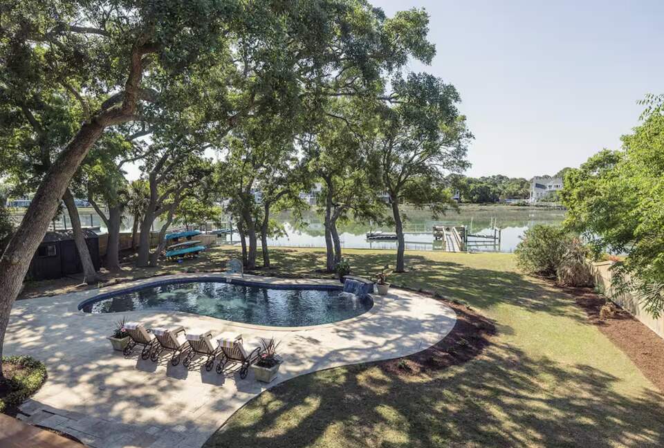 Refined Coastal Living Minutes from Folly Beach - Charleston, South Carolina