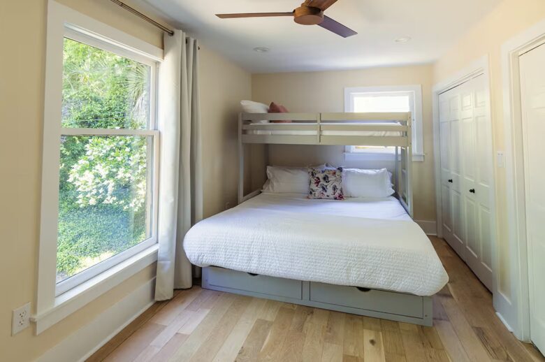 Refined Coastal Living Minutes from Folly Beach - Charleston, South Carolina