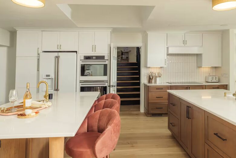 Refined Coastal Living Minutes from Folly Beach - Charleston, South Carolina