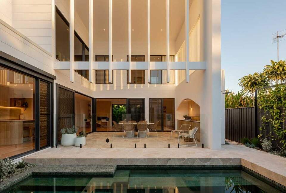 A Harmonious Blend of Sophistication and Sustainability in Noosaville - Noosaville, Australia