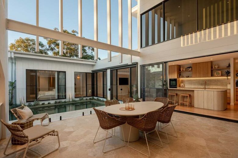 A Harmonious Blend of Sophistication and Sustainability in Noosaville - Noosaville, Australia