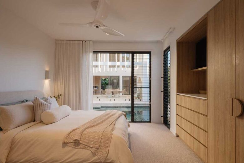 A Harmonious Blend of Sophistication and Sustainability in Noosaville - Noosaville, Australia