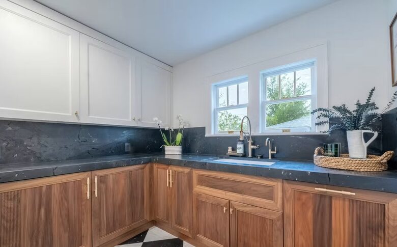 Butler Pantry