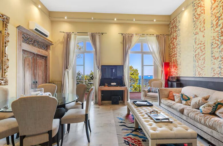Terrace Dreams on the French Riviera: Sea Views & Timeless Elegance - Cannes, France