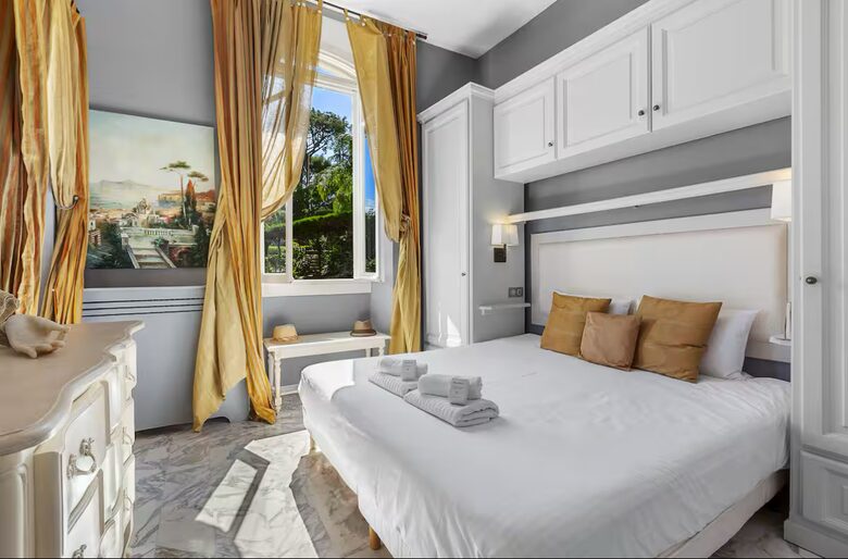 Terrace Dreams on the French Riviera: Sea Views & Timeless Elegance - Cannes, France