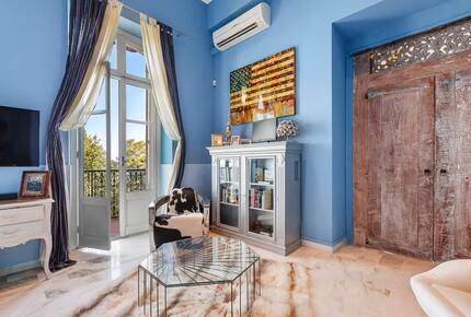 Terrace Dreams on the French Riviera: Sea Views & Timeless Elegance - Cannes, France