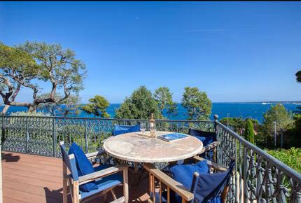 Terrace Dreams on the French Riviera: Sea Views & Timeless Elegance - Cannes, France