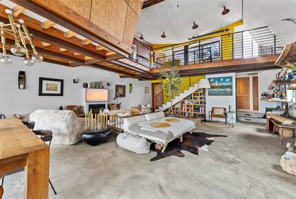 Luxury by the Sea | A Venice Beach Architectural Gem - Venice, California