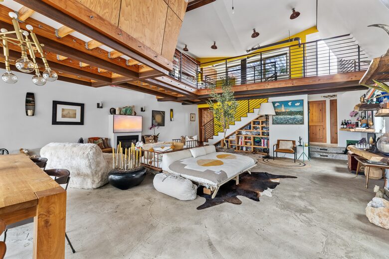Luxury by the Sea | A Venice Beach Architectural Gem - Venice, California