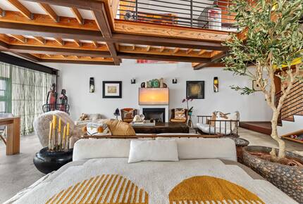 Luxury by the Sea | A Venice Beach Architectural Gem - Venice, California