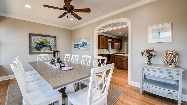 Family Tides Spacious Seaside Sanctuary with Wrap-Around Porches - Georgetown, South Carolina