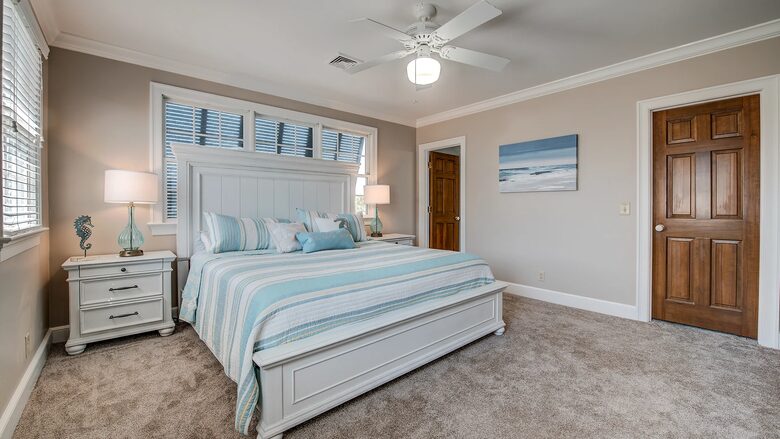 Family Tides Spacious Seaside Sanctuary with Wrap-Around Porches - Georgetown, South Carolina