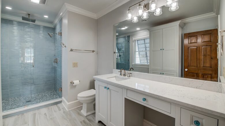 Family Tides Spacious Seaside Sanctuary with Wrap-Around Porches - Georgetown, South Carolina