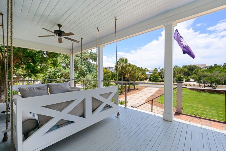 Family Tides Spacious Seaside Sanctuary with Wrap-Around Porches - Georgetown, South Carolina