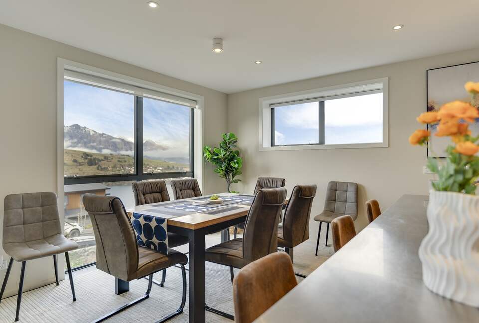 Elevated Elegance Overlooking Lake Wakatipu - Queenstown, New Zealand