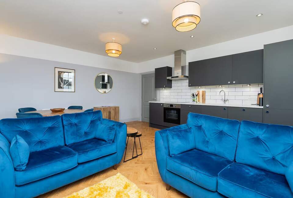 Stylish Two-Bedroom Apartment in Historic Bath - Bath, United Kingdom