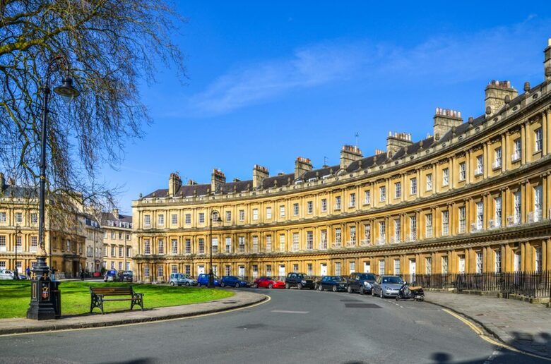Stylish Two-Bedroom Apartment in Historic Bath - Bath, United Kingdom