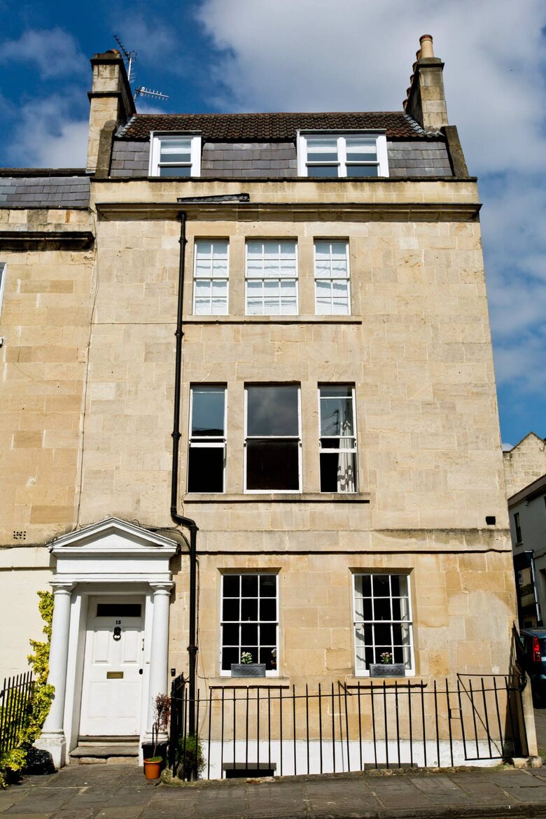 Charming Georgian Courtyard Apartment in Historic Bath - Bath, United Kingdom