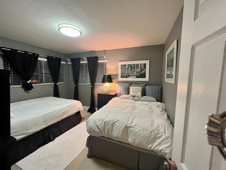 Charming Delray Beach Retreat with Pool and Pickleball Court - Delray Beach, Florida